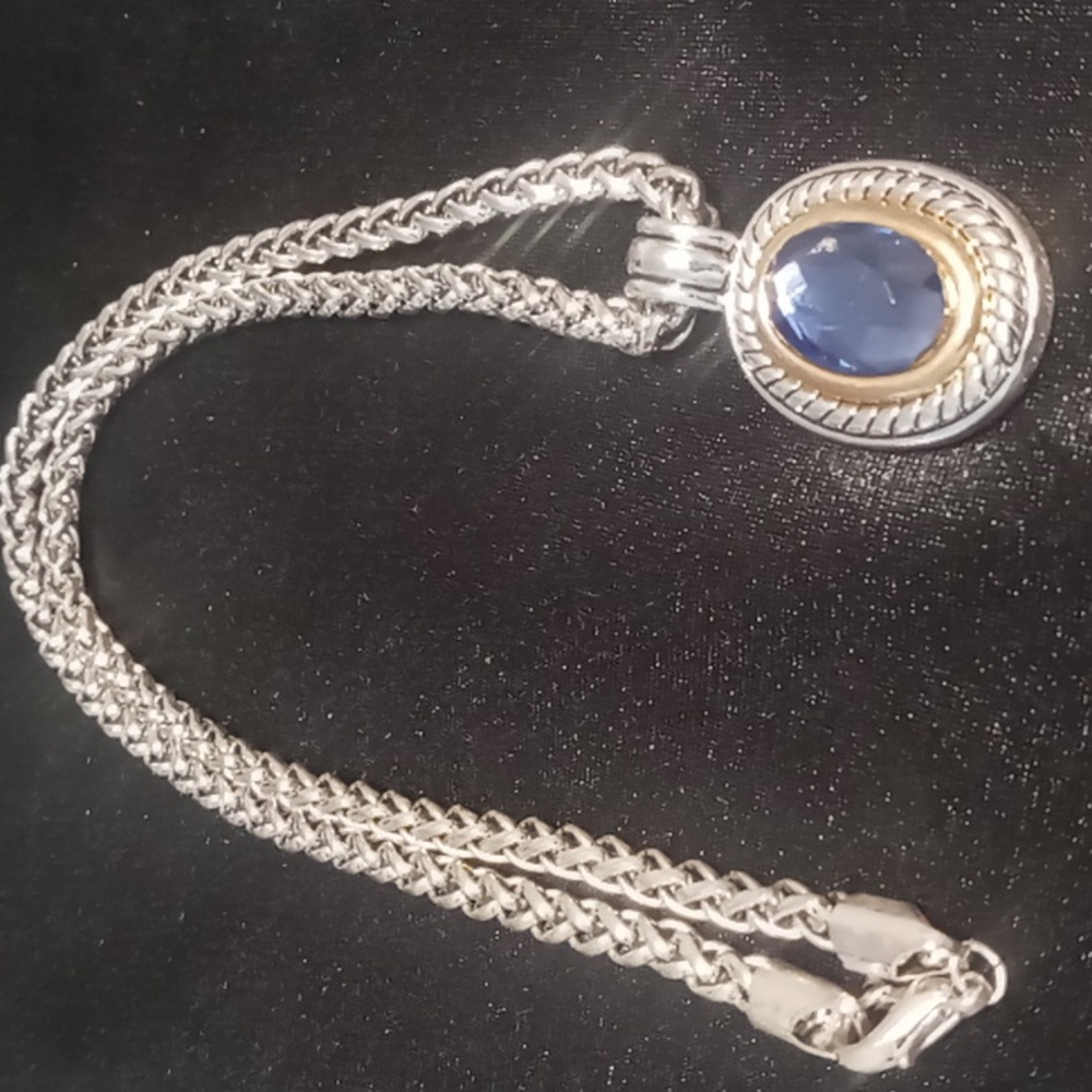 Beautiful thick wheat chain 316 stainless with a blue gem pendant.18 inches long - Picture 4 of 4